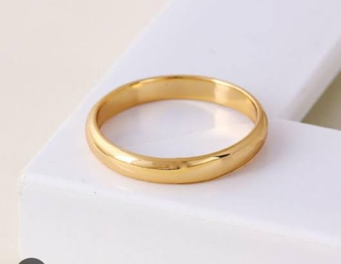 Gold premium Ring Angti